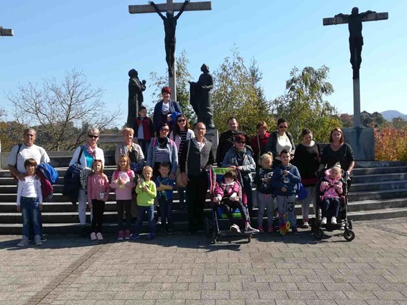 Korisnici Dnevnog boravka djece „Dr. Antun Bogdan” hodočastili u svetište Majke Božje Bistričke